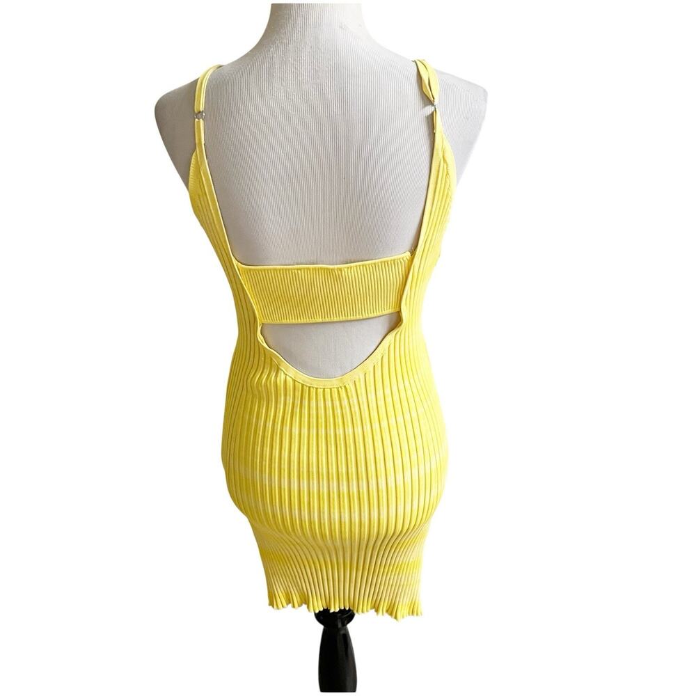 House Of Harlow 1960 Stretch Bodycon Midi Dress Yellow Beaded Shoulder Large - Picture 2 of 12